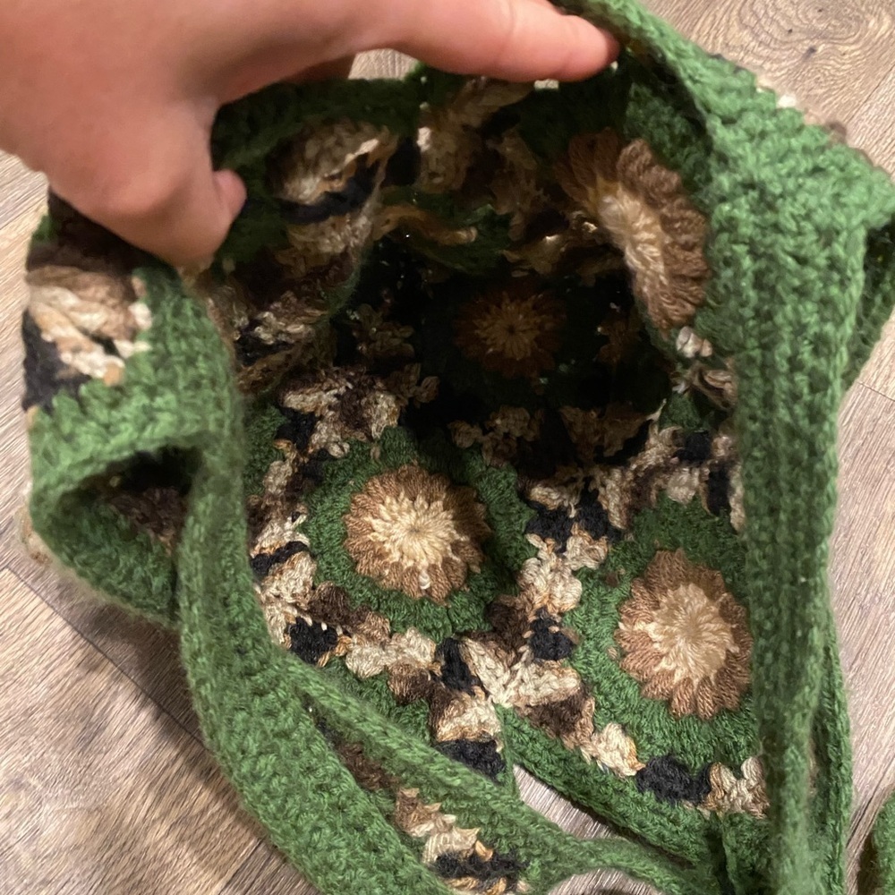 Handcrafted Green and Brown Crochet Tote Bag - Picture 3 of 4